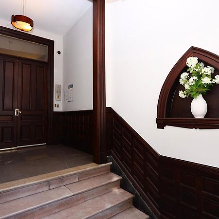 Stylish Studio On Newbury St #3 Boston Bagian luar foto