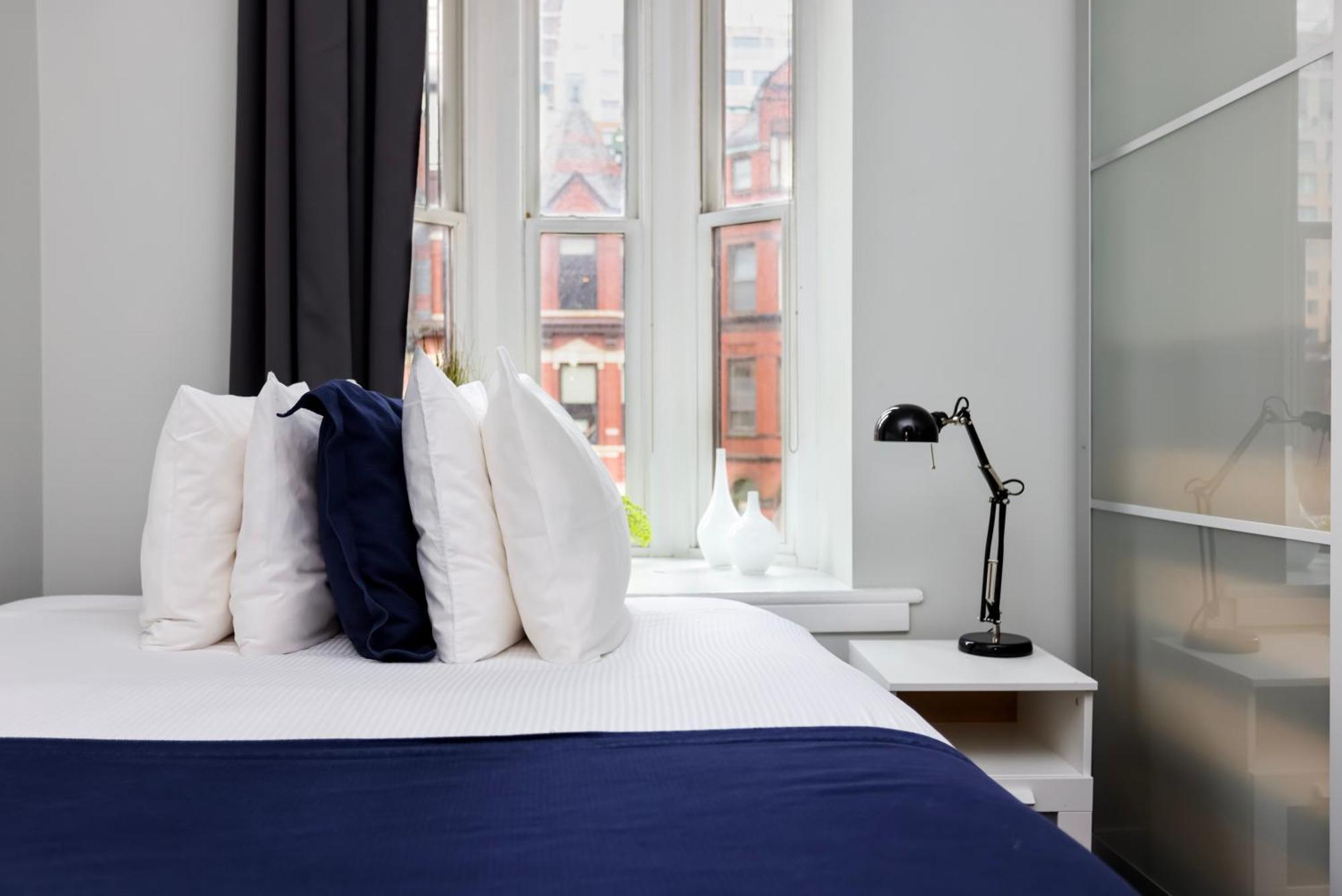 Stylish Studio On Newbury St #3 Boston Bagian luar foto